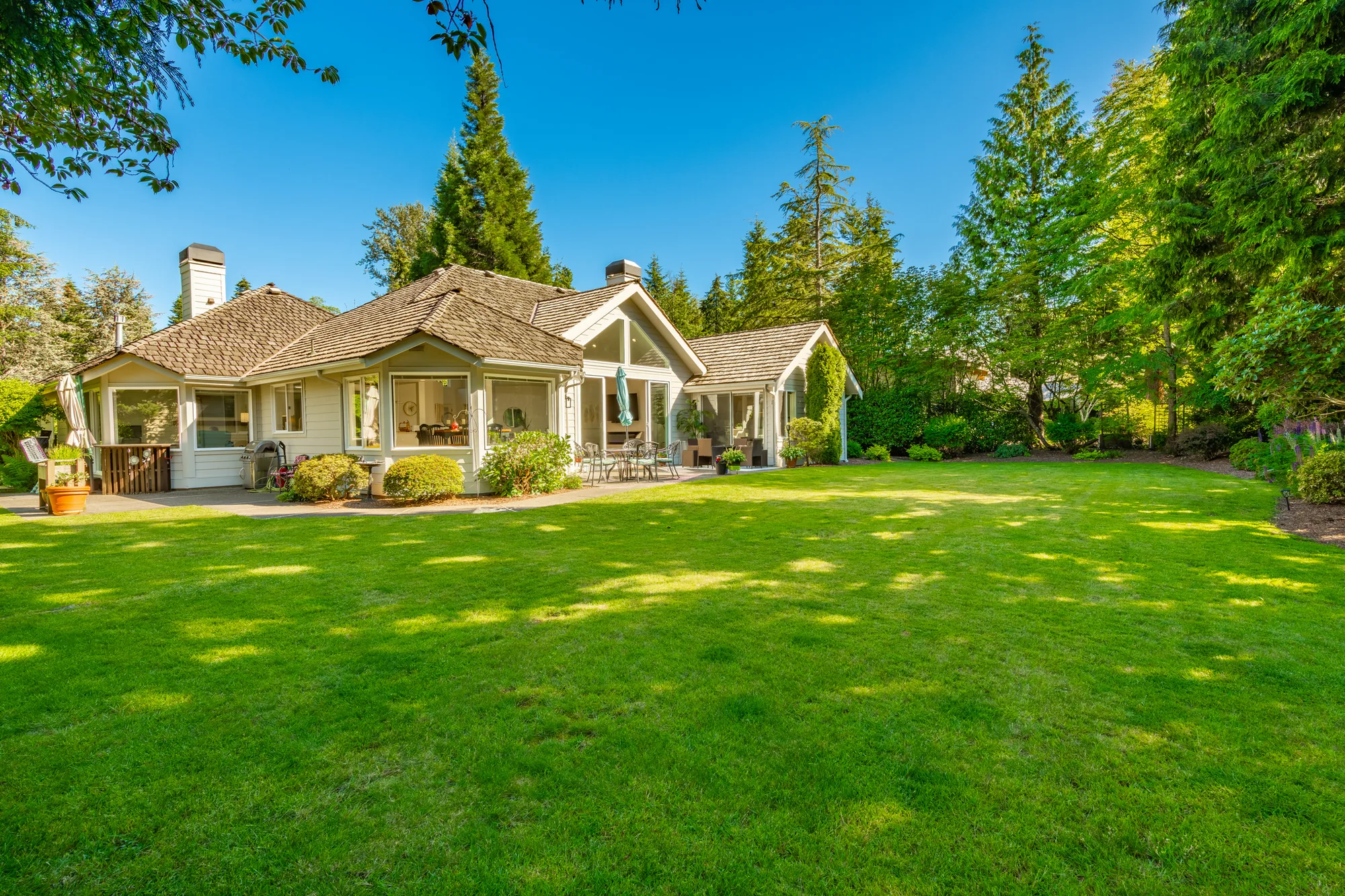 Lawn Maintenance image 3 in Elk Grove, CA 95757 Lawn Maintenance image 3 in Elk Grove, CA 95757